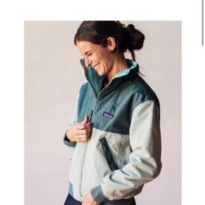 Patagonia Green and Gray Ski Snow Jacket